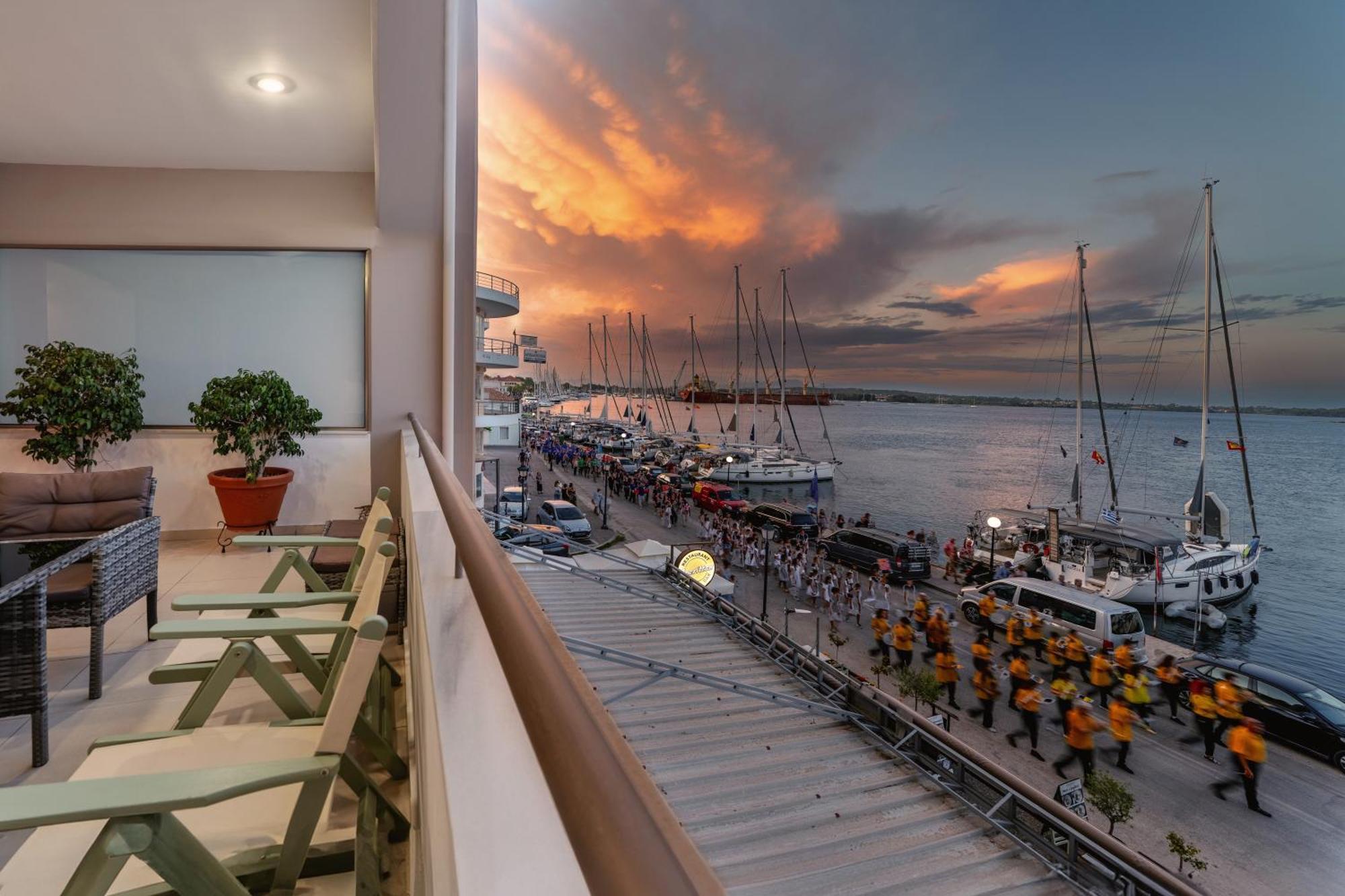 Ionis Seafront Suite Preveza Eksteriør billede